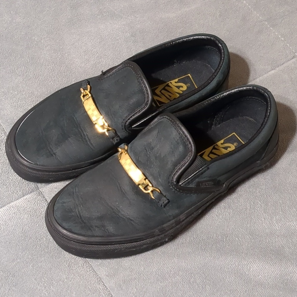 Vans Cher Strauberry Black Skate Slip-on Punk Rock Style Women size 5 - Picture 2 of 7